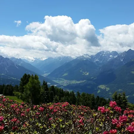 Tiroler Alpenhof Apartment