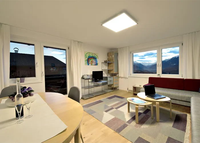 蒂罗尔阿尔卑霍夫公寓酒店 *