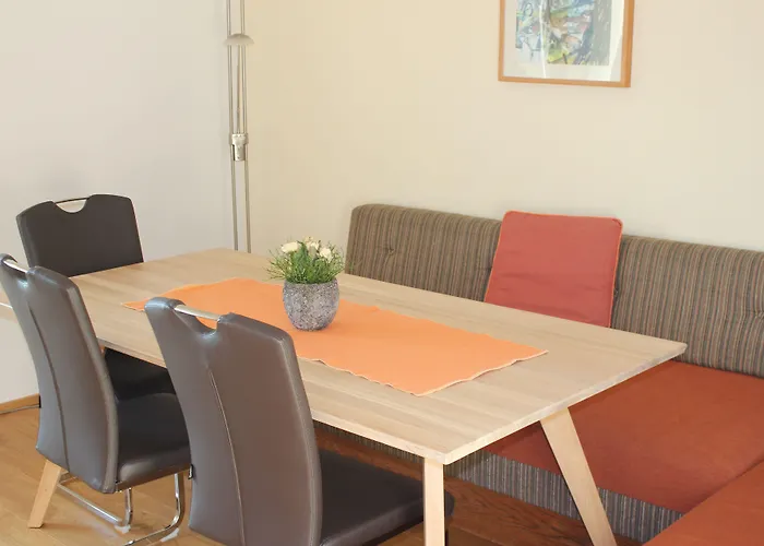 蒂罗尔阿尔卑霍夫公寓酒店 *